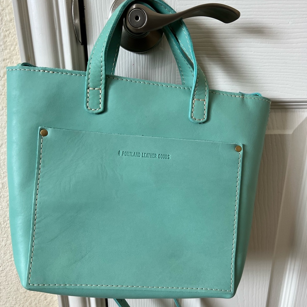 Portland Leather Goods Mini Zippered Crossbody Mint